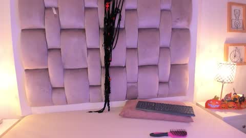 Snapshot of dannika07 chatting on October 30, 3:08 am Dannika online show from October 30, 3:08 am