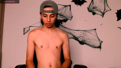 Danny online show from November 8, 1:06 am