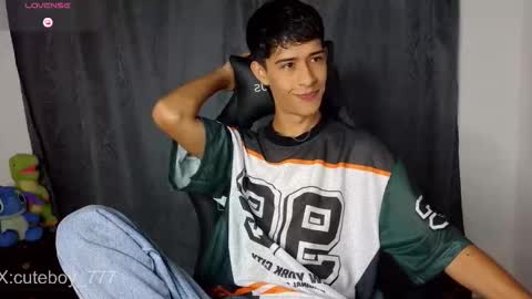 Danny online show from January 9, 3:26 pm