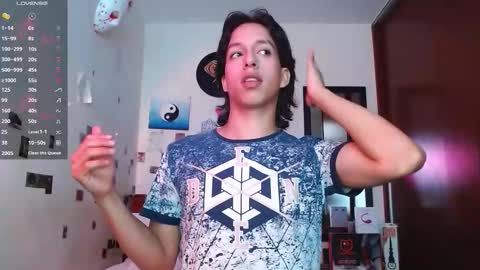 phantom555 online show from October 25, 1:29 pm