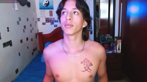 phantom555 online show from February 18, 7:10 pm