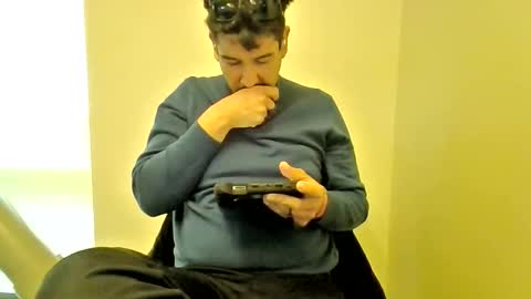 dannychorizo707 online show from February 11, 6:35 pm