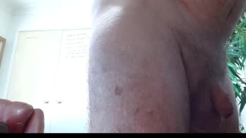 Snapshot of dannyfunboy chatting on December 17, 11:33 pm Danny online show from December 17, 11:33 pm