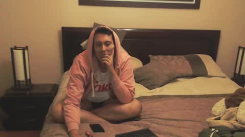 Snapshot of danruiz33 chatting on February 5, 2:40 am Dan online show from February 5, 2:40 am