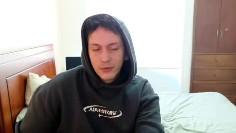 Snapshot of danruiz33 chatting on October 21, 4:30 pm Dan online show from October 21, 4:30 pm