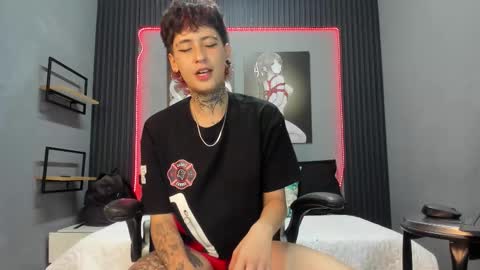 Snapshot of dante_bieber chatting on October 9, 4:38 pm dante online show from October 9, 4:38 pm