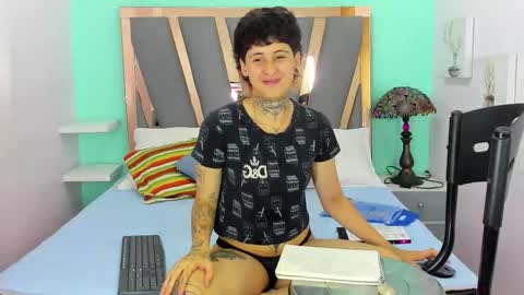 Snapshot of dante_bieber chatting on December 2, 8:26 pm dante online show from December 2, 8:26 pm