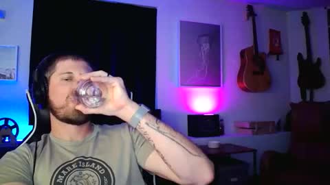 dante_cross_x89 online show from November 11, 6:46 am