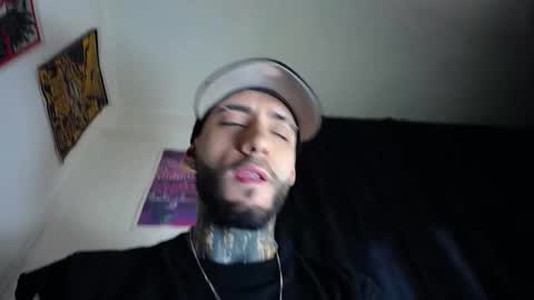 Snapshot of dante_d_angelo_ chatting on September 30, 11:10 pm dante_d_angelo_ online show from September 30, 11:10 pm