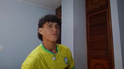 Snapshot of dante_lord chatting on October 17, 2:04 am Dante online show from October 17, 2:04 am