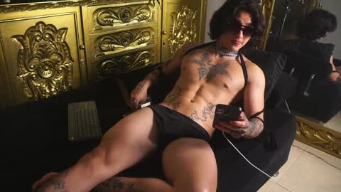 Snapshot of dantecoppolaa chatting on February 6, 11:26 pm Dante coppola online show from February 6, 11:26 pm