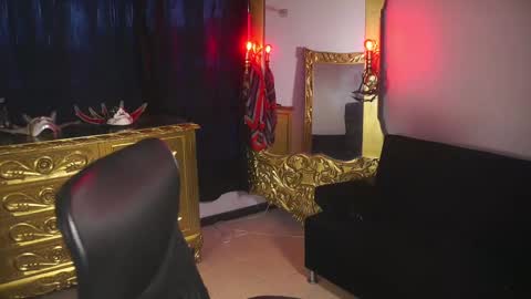 Snapshot of dantecoppolaa chatting on March 2, 10:38 pm Dante coppola online show from March 2, 10:38 pm