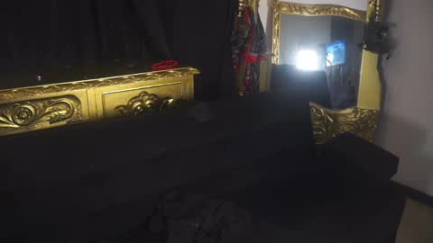 Snapshot of dantecoppolaa chatting on March 6, 12:21 am Dante coppola online show from March 6, 12:21 am