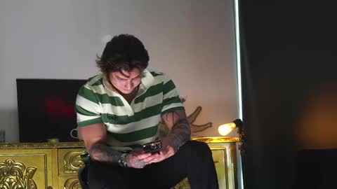 Snapshot of dantecoppolaa chatting on September 28, 8:25 pm Dante coppola online show from September 28, 8:25 pm