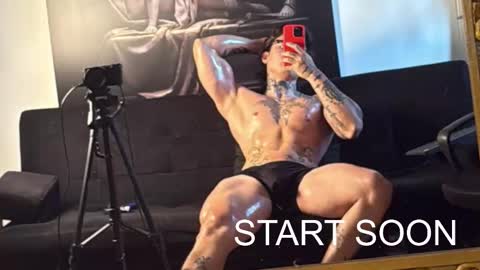 Snapshot of dantecoppolaa chatting on October 13, 7:47 pm Dante coppola online show from October 13, 7:47 pm