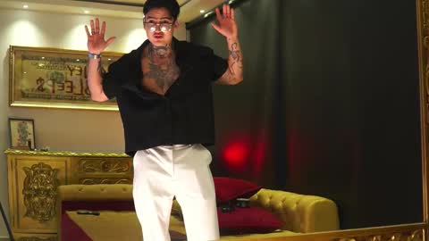 Snapshot of dantecoppolaa chatting on November 29, 12:24 am Dante coppola online show from November 29, 12:24 am