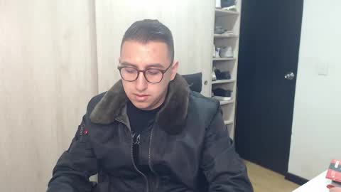 dantevesper online show from March 13, 1:45 am