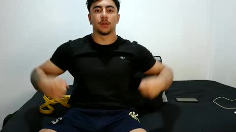 Snapshot of dantevicius chatting on October 29, 9:11 am Dante Vicius online show from October 29, 9:11 am