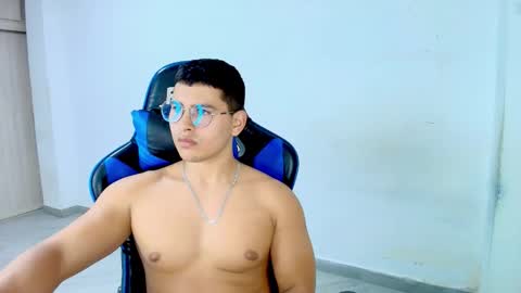 Dantraxx online show from March 2, 11:33 pm