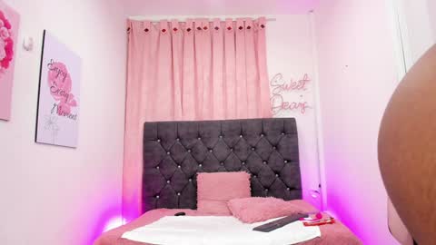 hi im DanyBest Squirter here on cb online show from December 25, 6:52 am