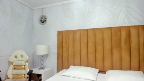 Daphne online show from January 7, 6:24 pm