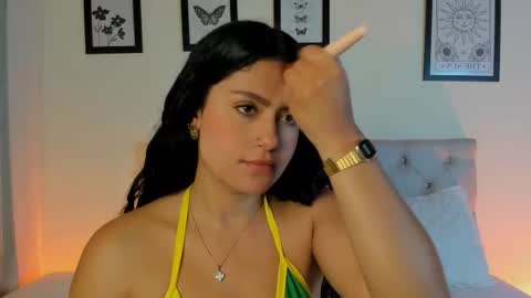 Antonella Mora online show from December 22, 12:57 pm