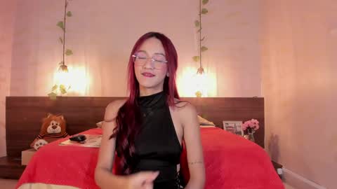 Snapshot of daphne_courtis chatting on January 15, 9:13 am Daphne online show from January 15, 9:13 am