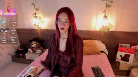 Snapshot of daphne_courtis chatting on March 7, 3:19 am Daphne online show from March 7, 3:19 am