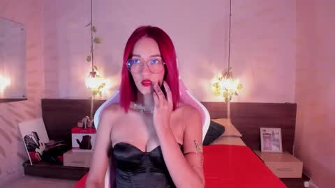 Snapshot of daphne_courtis chatting on September 22, 3:08 am Daphne online show from September 22, 3:08 am