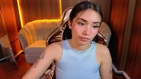 daphne_nicole_b online show from May 11, 4:04 pm