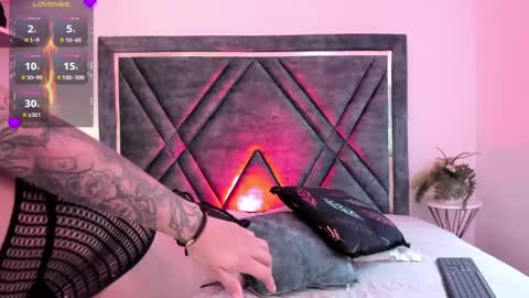 Daphne online show from February 10, 11:57 am