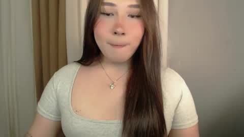 Snapshot of darcy_world chatting on March 9, 10:08 pm DARCY online show from March 9, 10:08 pm