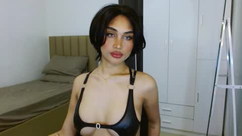 darcy online show from September 27, 4:39 am