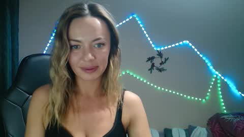 Snapshot of daria_spring chatting on December 25, 8:07 pm Daria online show from December 25, 8:07 pm