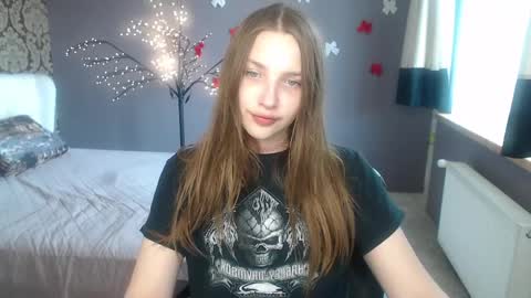 dariaangels online show from April 4, 11:51 am