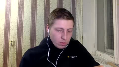 darienlarge online show from December 5, 2:11 pm