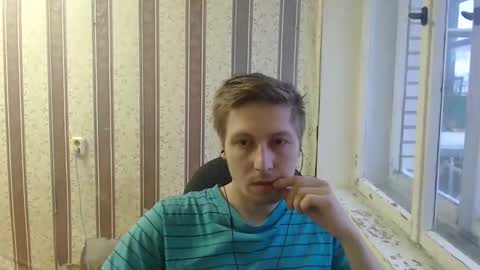 darienlarge online show from January 6, 1:08 pm