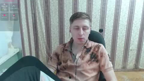 darienlarge online show from March 2, 3:27 pm