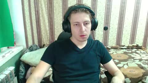 darienlarge online show from October 26, 12:22 pm