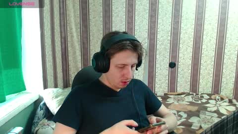 darienlarge online show from November 19, 10:04 am