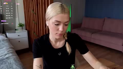 darilboom online show from March 12, 12:44 pm