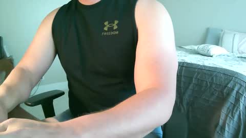 Darren14 online show from April 23, 9:28 pm