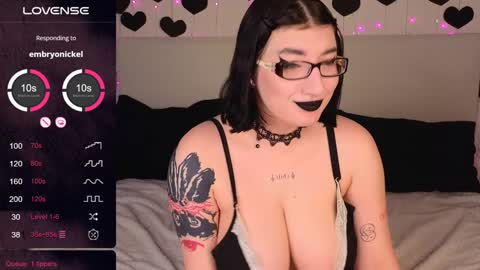 Snapshot of dario_doll_ chatting on December 22, 3:11 pm Daria online show from December 22, 3:11 pm