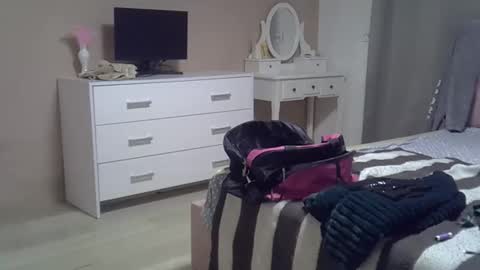 Snapshot of darishechka chatting on November 12, 7:35 pm darishechka online show from November 12, 7:35 pm