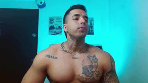 Darius Phoenix  online show from October 4, 11:03 pm