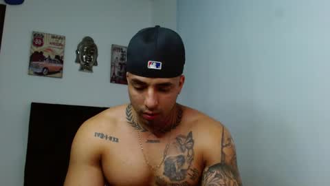 Darius Phoenix  online show from October 19, 12:44 am