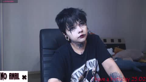 Snapshot of dark__elf chatting on February 3, 10:11 pm Anessa online show from February 3, 10:11 pm