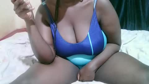 dark_anggel online show from October 11, 5:17 am