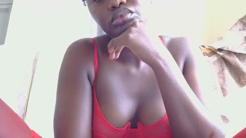 Snapshot of dark_candy254 chatting on October 28, 7:01 am Dark Candy 254 online show from October 28, 7:01 am