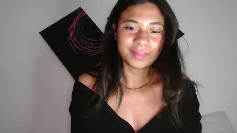 Snapshot of dark_enchantress_ chatting on October 31, 2:45 am Sofia online show from October 31, 2:45 am